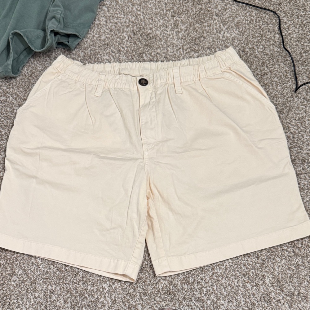 Chubbies Cream Men's Shorts